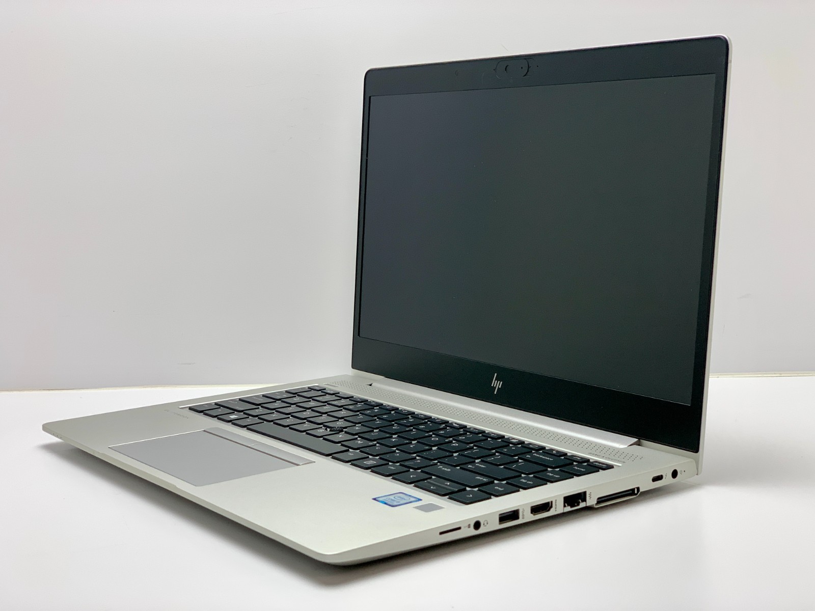 HP EliteBook 840 G6 | i5-8265U | 8GB RAM | 256GB NVMe | LINUX