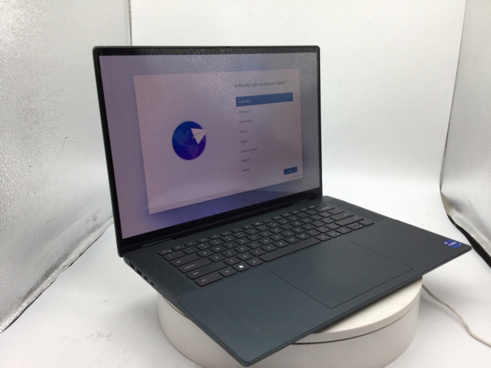 Dell Inspiron 7620 16″ Laptop i7-1260P 16GB RAM 512GB SSD Windows 11 Pro Used RD