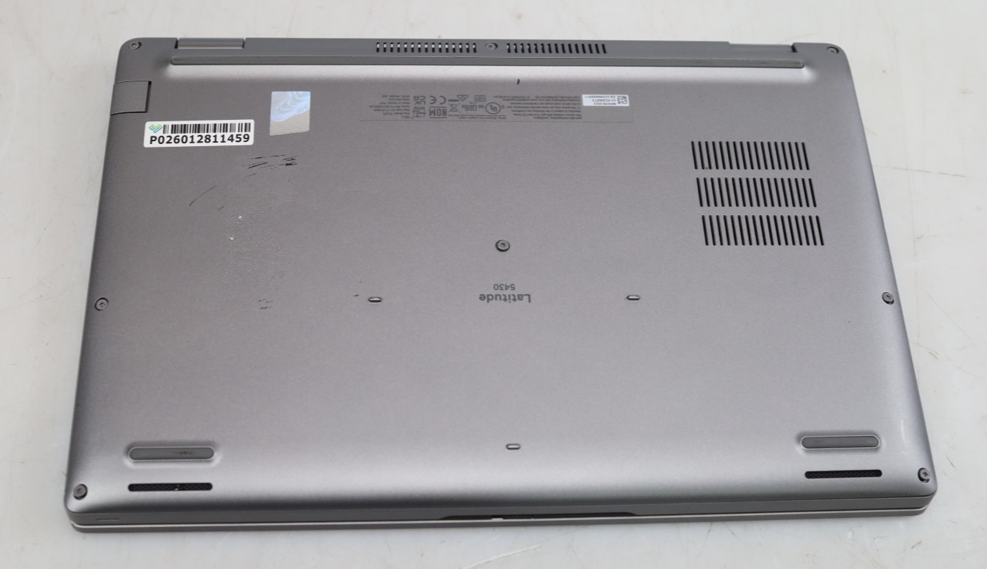 Dell Latitude 5430 14″ Intel i5-1235U 16GB DDR4 No HDD COA OS