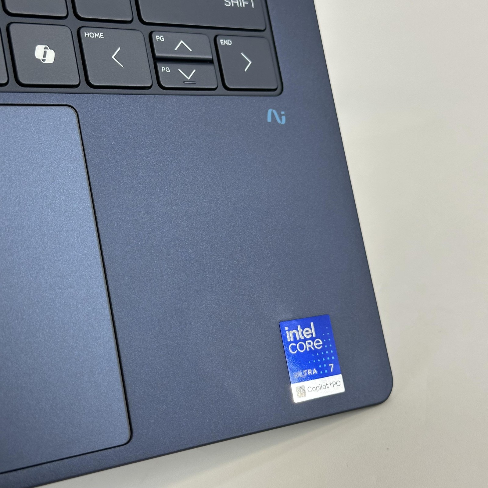 HP Elitebook Ultra G1i 14 QHD+ TOUCH 2.2 GHz Ultra 7 268V 32GB 512GB SSD