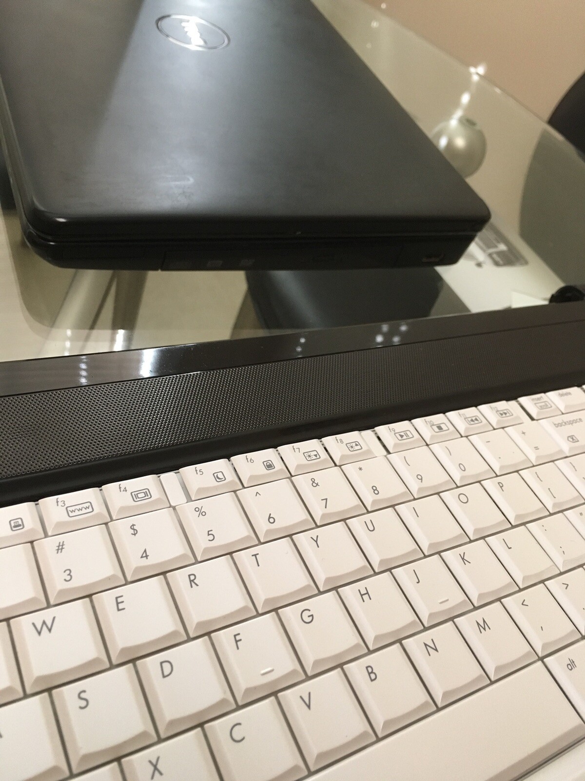 HP Pavilion DV7-3000 Black with White Keyboard Intel Processor Laptop