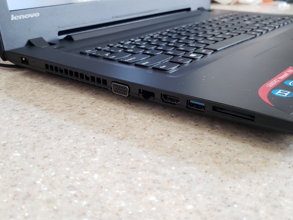 17.3″ LENOVO IDEAPAD 300-17ISK CORE i3-6100U 512GB SSD 8GB RAM WIN 11 LAPTOP