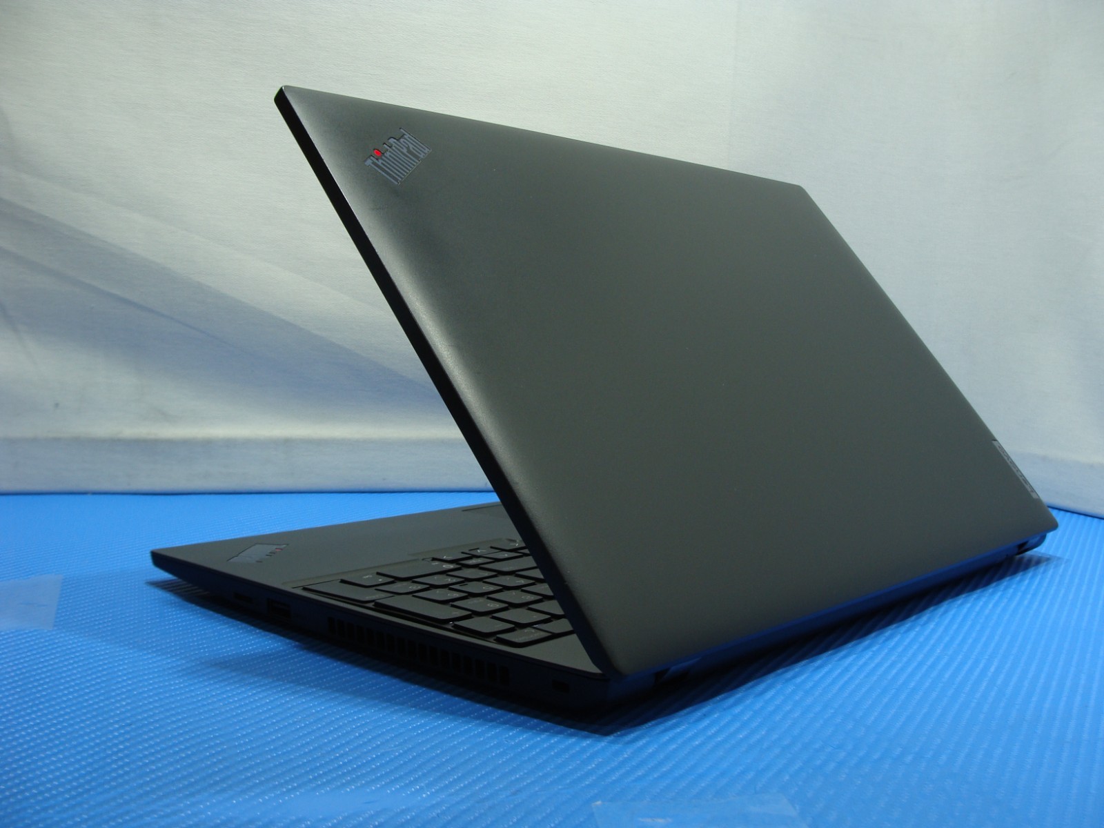 Lenovo ThinkPad L15 Gen3 15.6″FHD AMD Ryzen 5 PRO 2.3GHz 8GB 256GB W11P +Charger