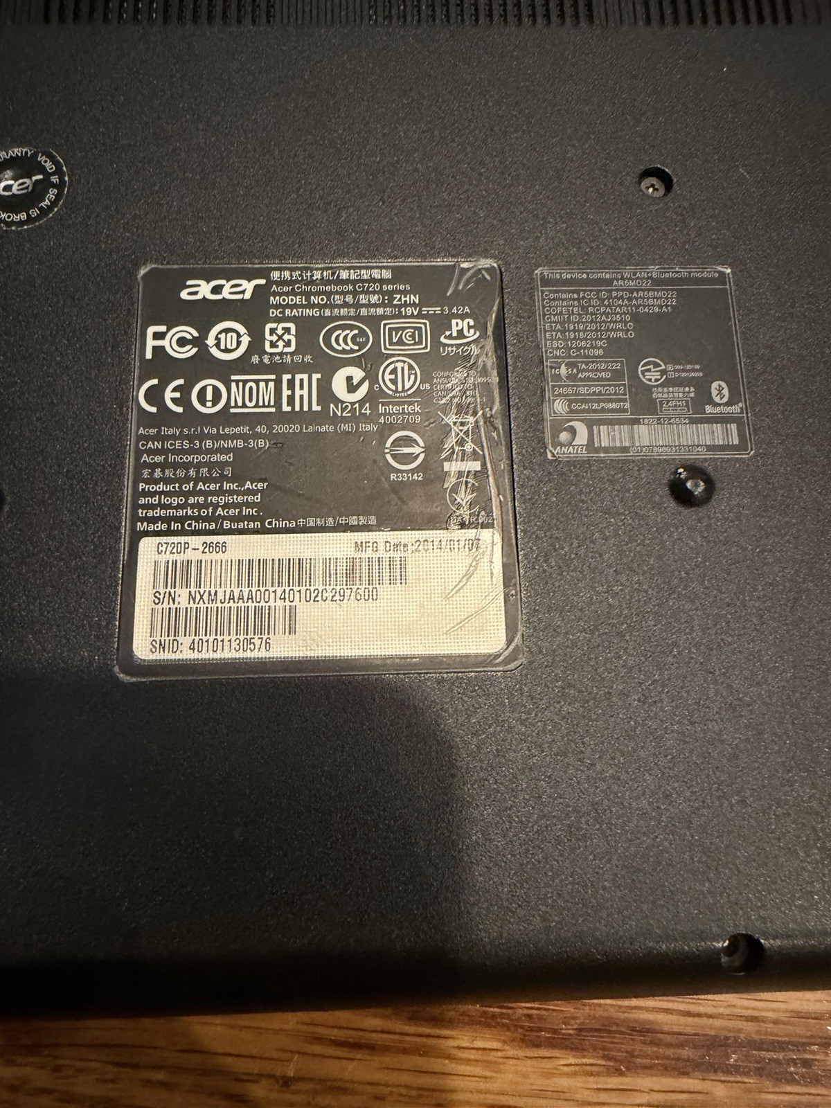 Acer Chromebook C720 Series Model # ZHN With The Adapter Cord Good Condition