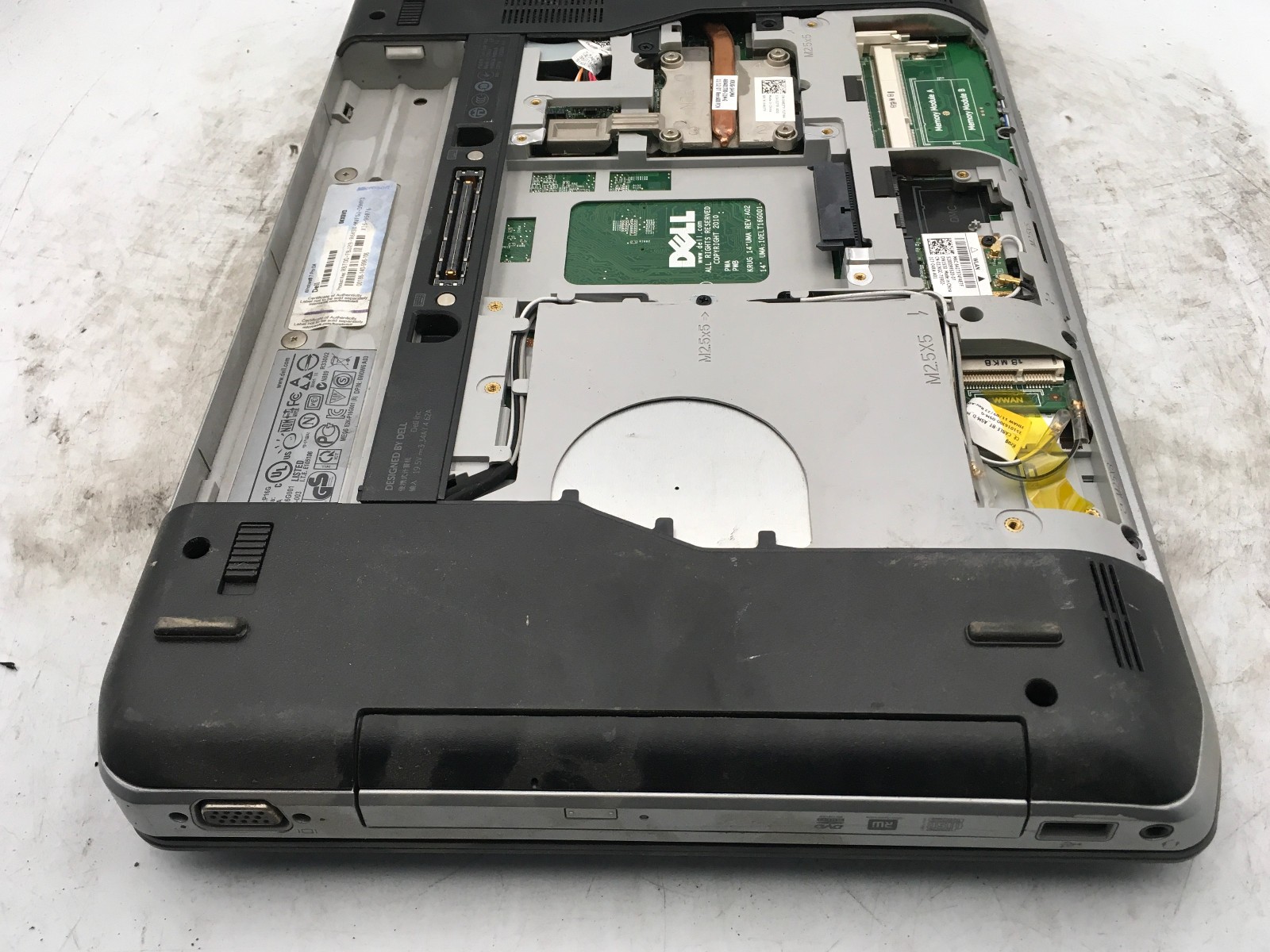 DELL LATITUDE E5420 – BOOTS TO BIOS/LOCKED – INTEL I3 2330M – NO RAM -READ- BB