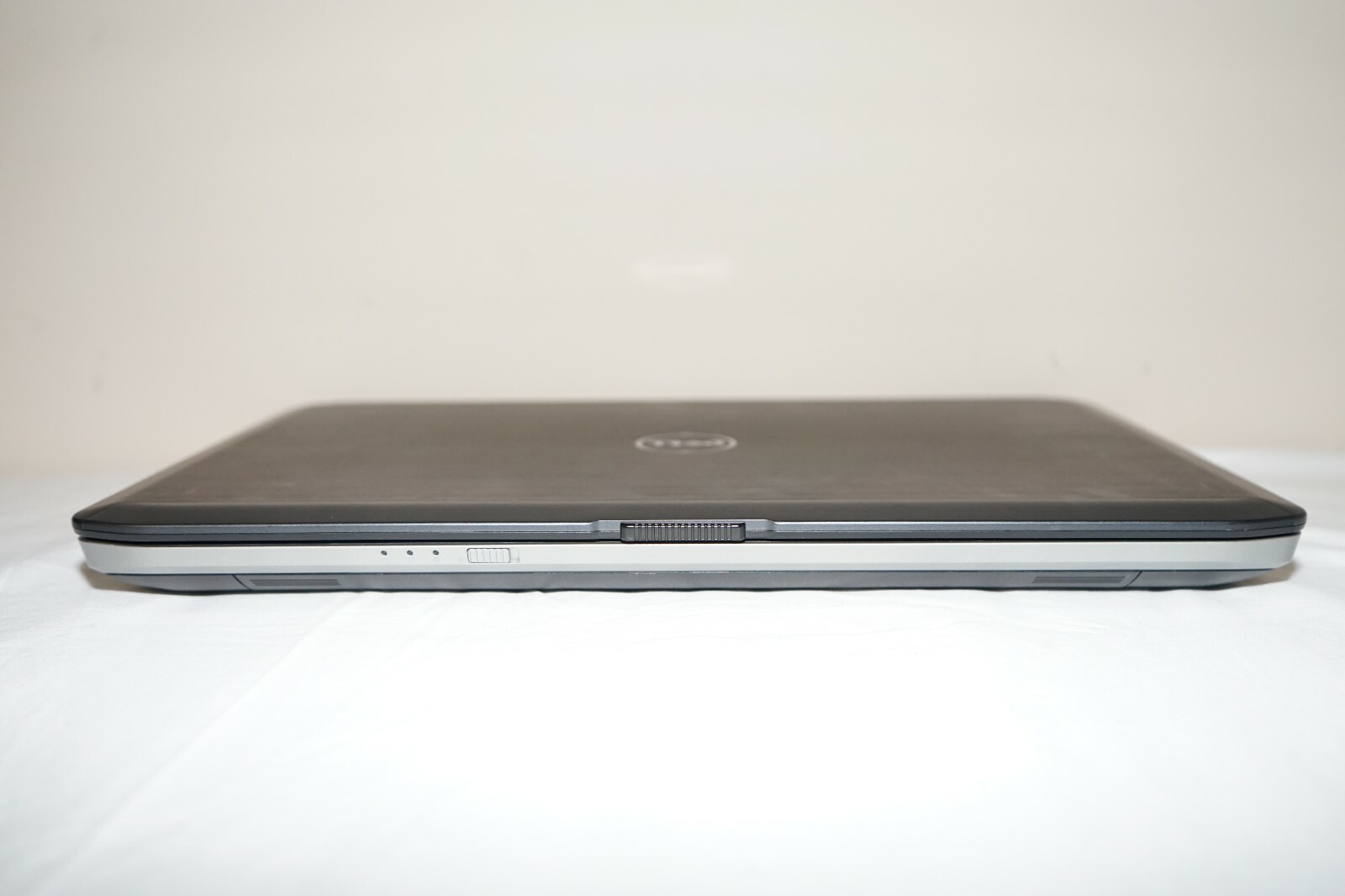 ^ Dell Latitude E5530 Intel Core i5-3210M @ 2.50GHz 4GB Ram No HD #C1220