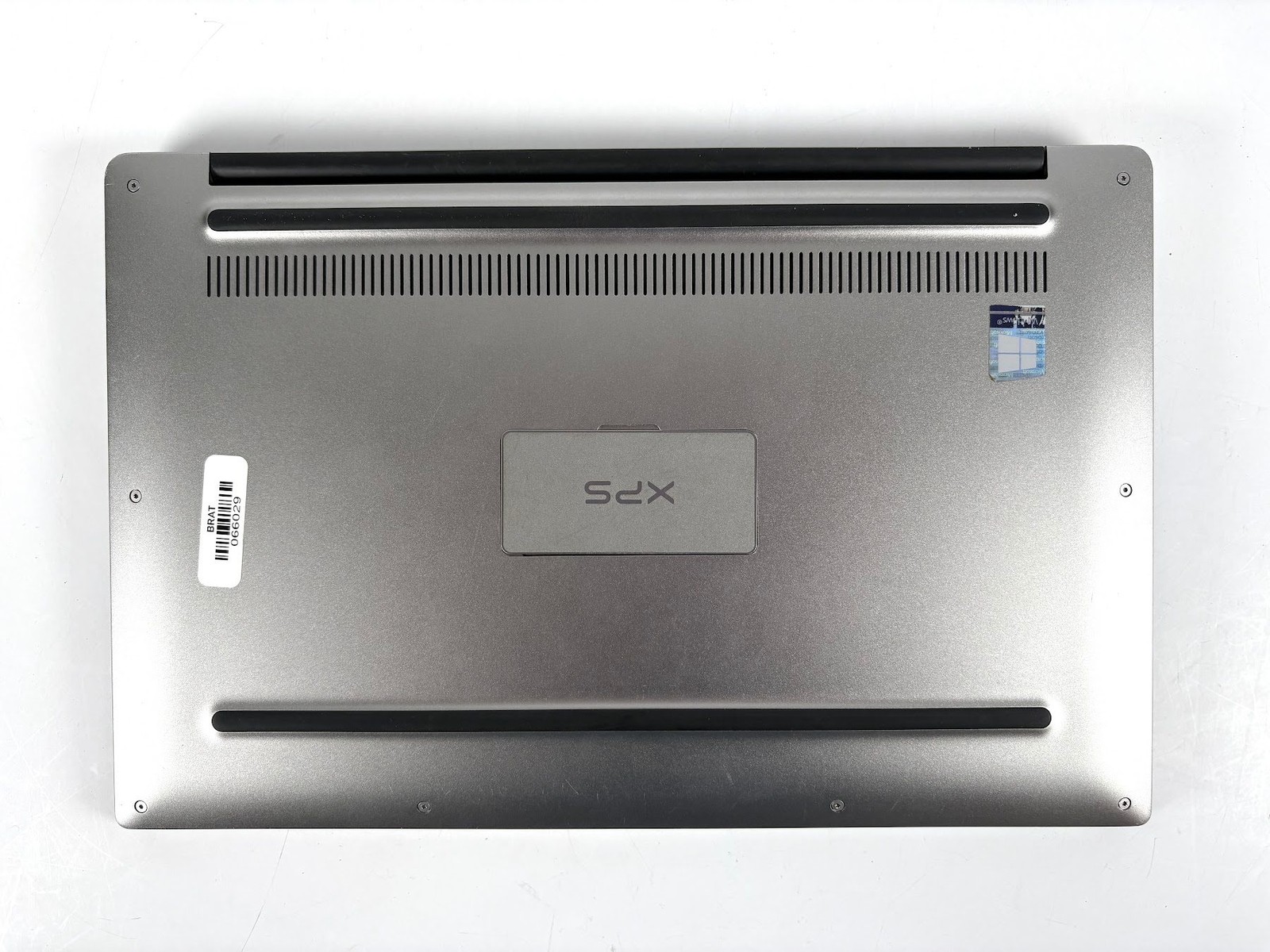 Dell XPS 13 9360 – 13.3″ FHD, 2.50GHz i5, 8GB RAM, 256GB SSD