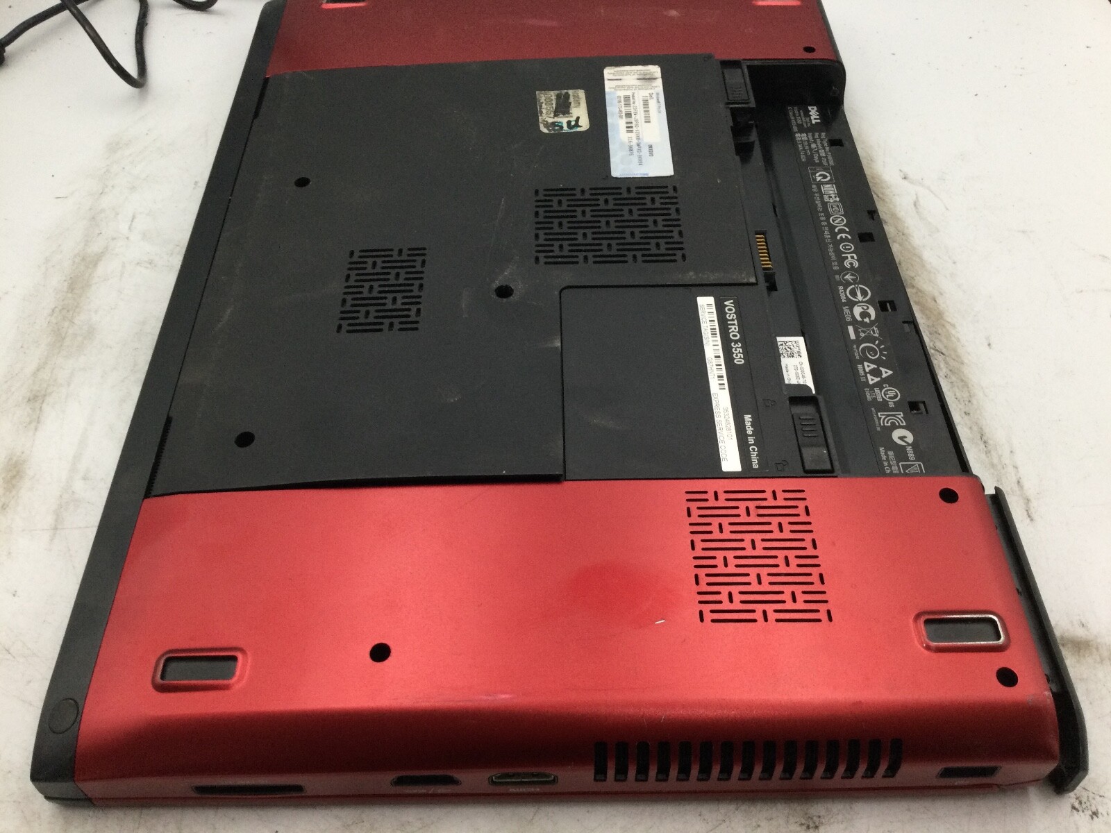 DELL VOSTRO 3550 – BOOTS TO BIOS – INTEL I3 2350M – 4GB RAM – 15″ – READ DESC-BB