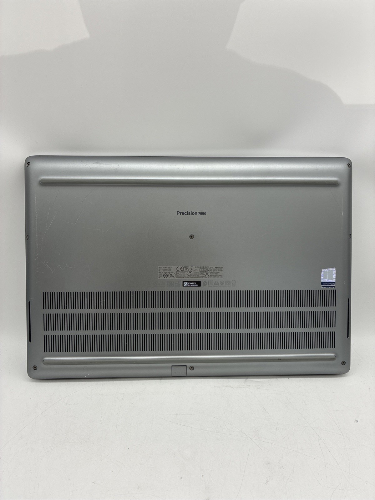 Dell Precision 7550 NVIDIA Quadro RTX 3000 2.4GHz Intel Core i9-10 32GB 1TB |L40
