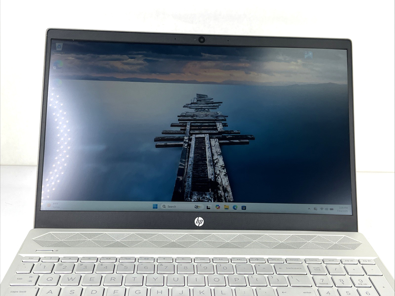 HP Pavilion 15t-cs300 15.6″ FHD i7-1065G7 16GB 1TB SSD Windows 11 w/AC Tested