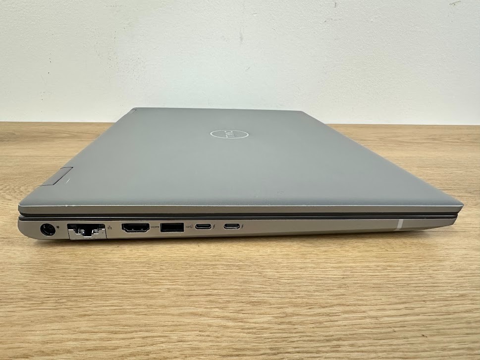 Dell Precision 7670 Core i9 12950HX 32GB DDR5 Nvidia RTX A2000 512GB 2022