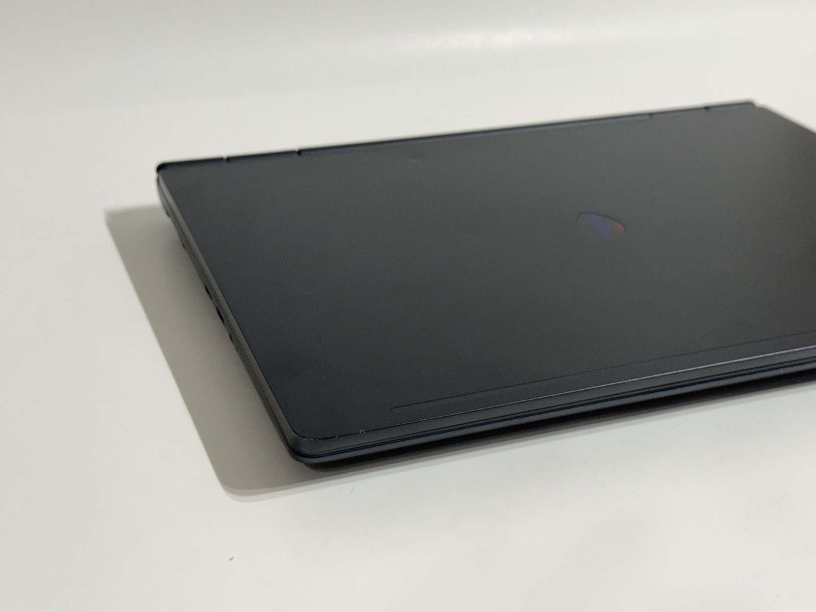 Dell Alienware 16X Aurora 240Hz QHD+ 2.7 GHz Ultra 9 275HX 32GB 1TB SSD RTX 5060
