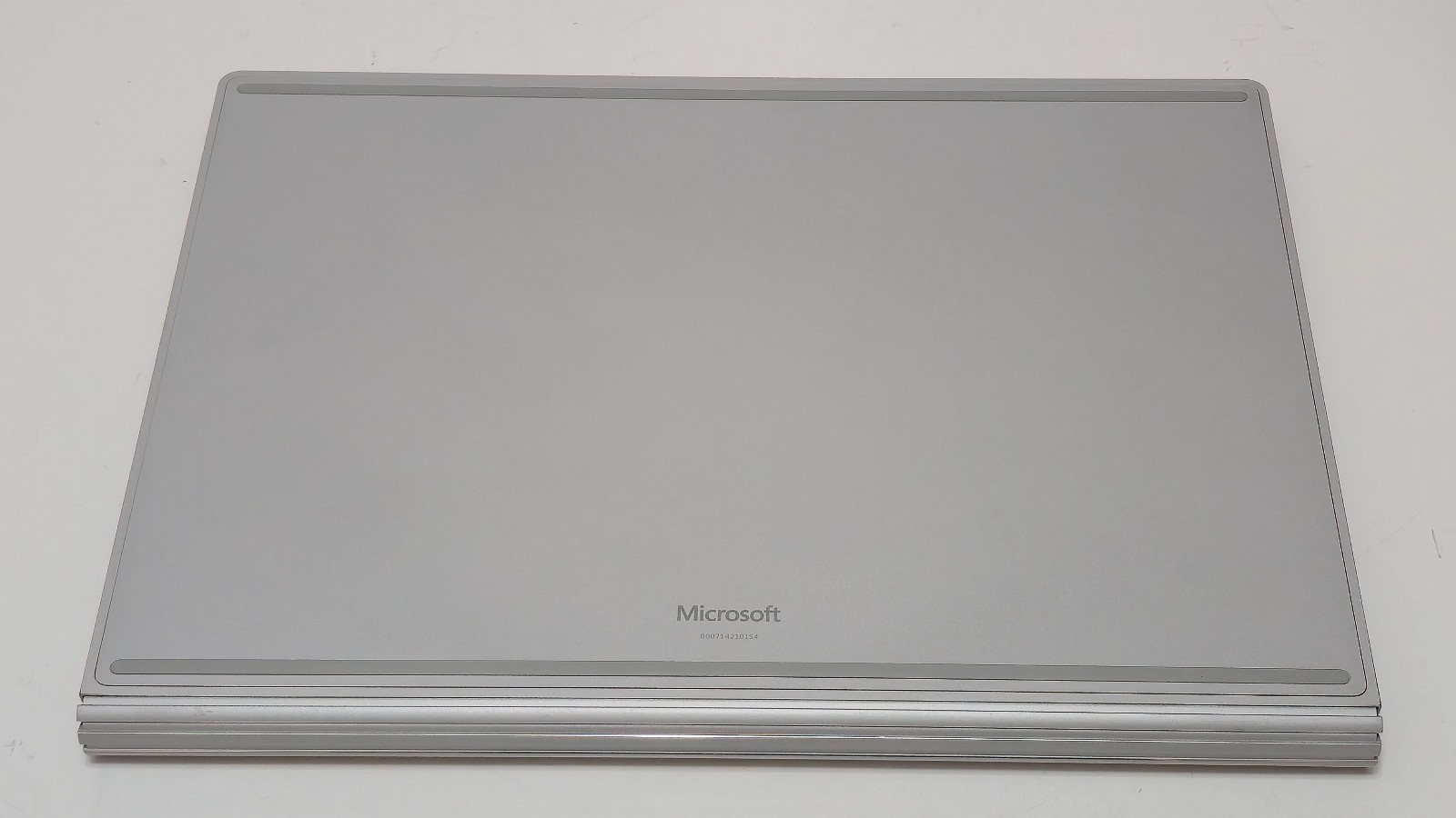 Surface Book 3 15″ (1899) i7-1065G7 32GB RAM 1TB SSD GTX 1660 GPU 6GB GDDR6