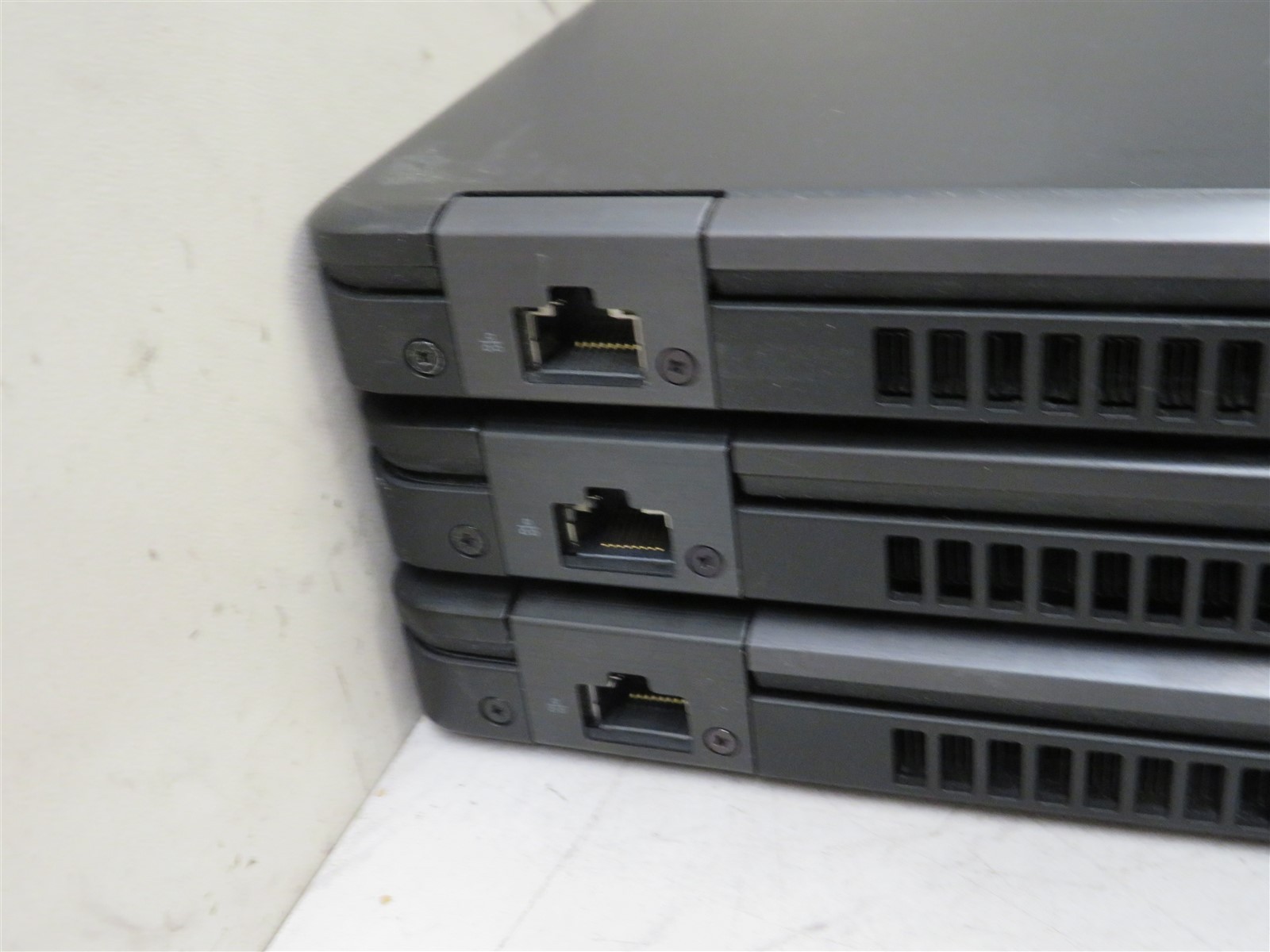 Lot of 3 Dell Latitude 5480 Intel i5-6300U @2.40GHz 8GB RAM 14″ Laptop w/ AC