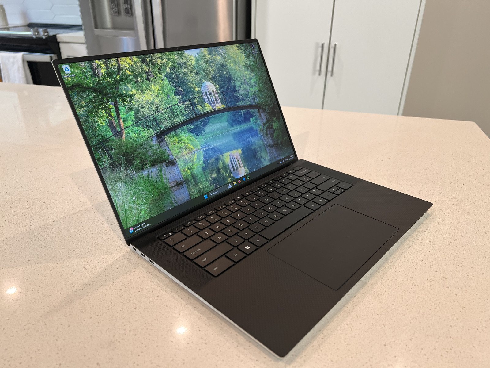 Dell XPS 15 9520 – i7/RTX 3050, 16GB RAM, 512GB SSD (Includes Charger)