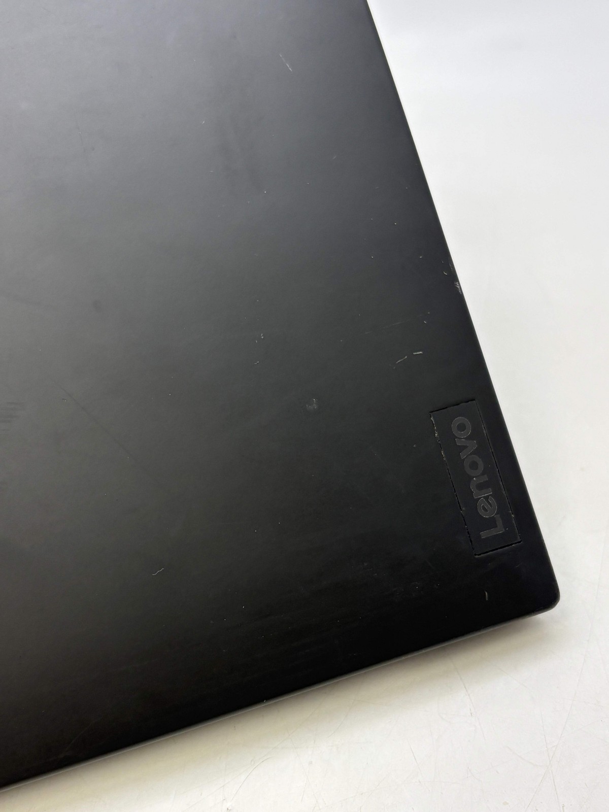 Lenovo ThinkPad X1 Carbon Gen 9 Intel Core i7-1165G7 16GB RAM 1TB SSD Black