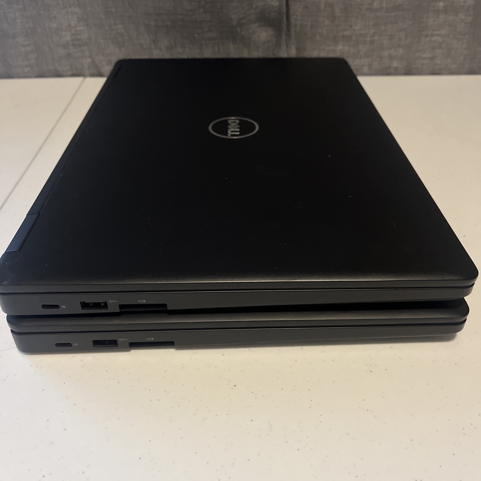 Dell Latitude 5590 Intel Core i3-7130U 8GB RAM No Drive Lot of 2