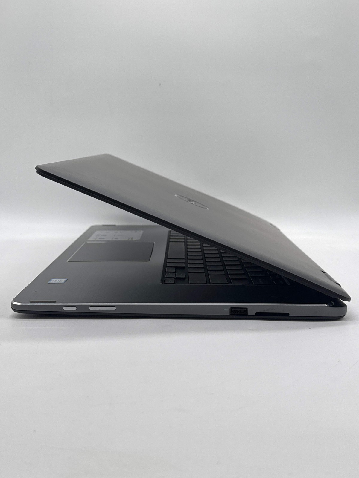 Dell Inspiron 15-7568 i3-6100U 4GB RAM 500GB HDD – For Parts (Read DESC)