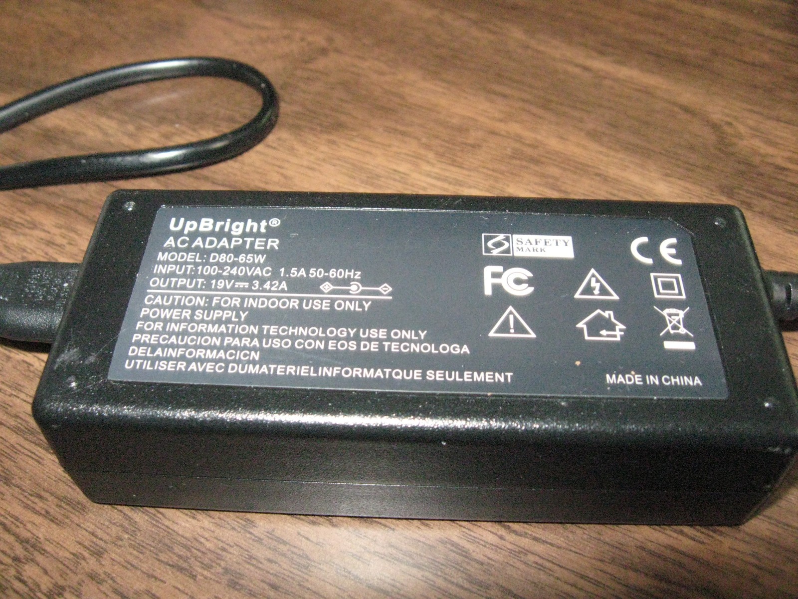 Acer Aspire One 531h Netbook Computer w/ AC Adapter