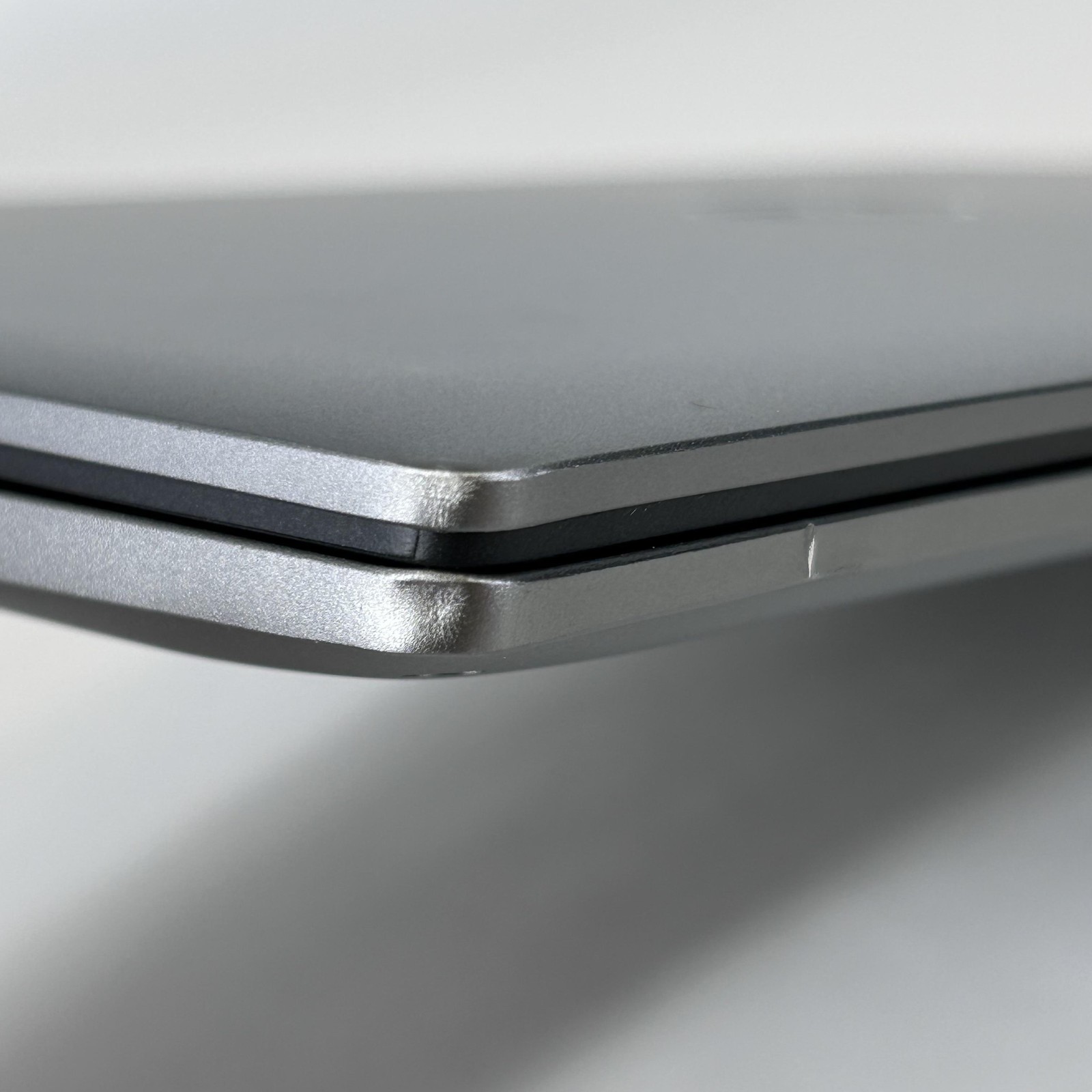 Dell Latitude 7440 14 Gray FHD+ 1.3 GHz i5-1335U 16GB 256GB SSD Very Good