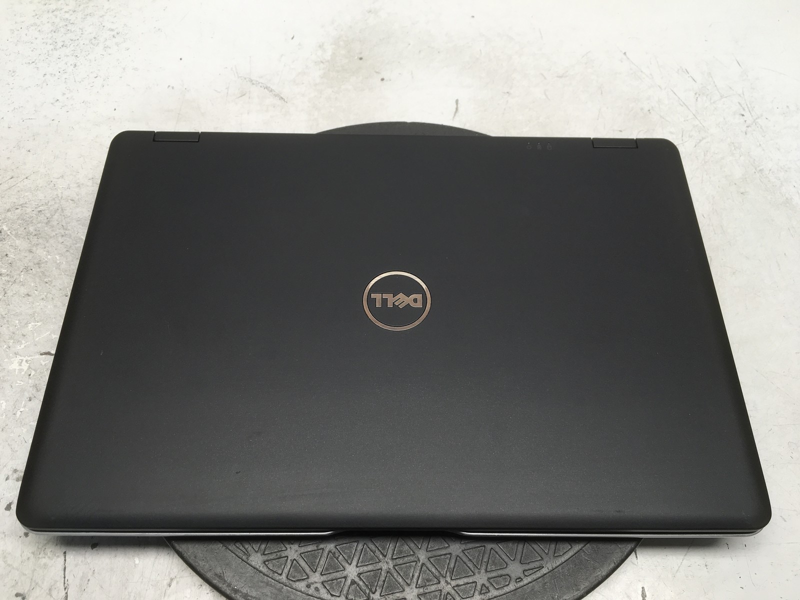 Dell Latitude 6430U Intel i7-3667U 2GHz 2 GB NO HDD No Batt