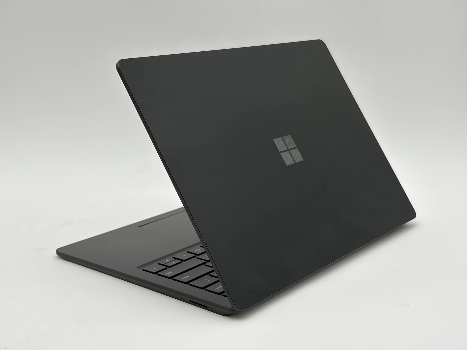 Microsoft Laptop 3 1868 Intel Core i7-1065G7 @1.3GHz 16GB RAM 256GB Win 11 Pro