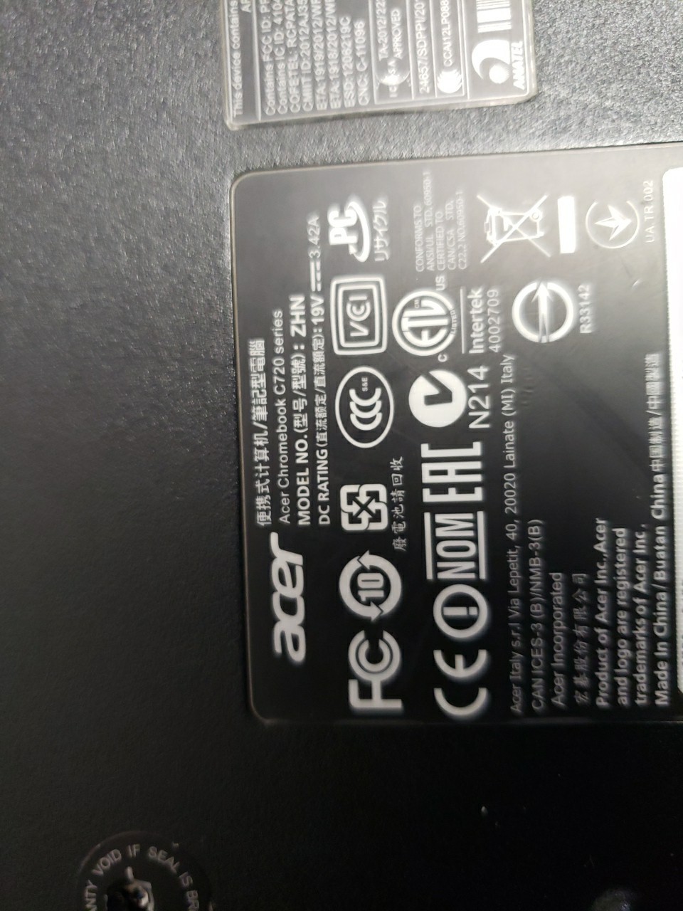 Acer Chromebook C720 16gb hard drive no charger free ship