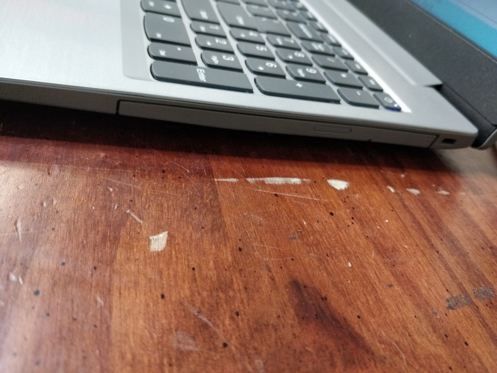 Lenovo IdeaPad L340-15API AMD RYZEN 3 3200U@2.60GHz 8GB RAM NO DRIVE PARTS 8546