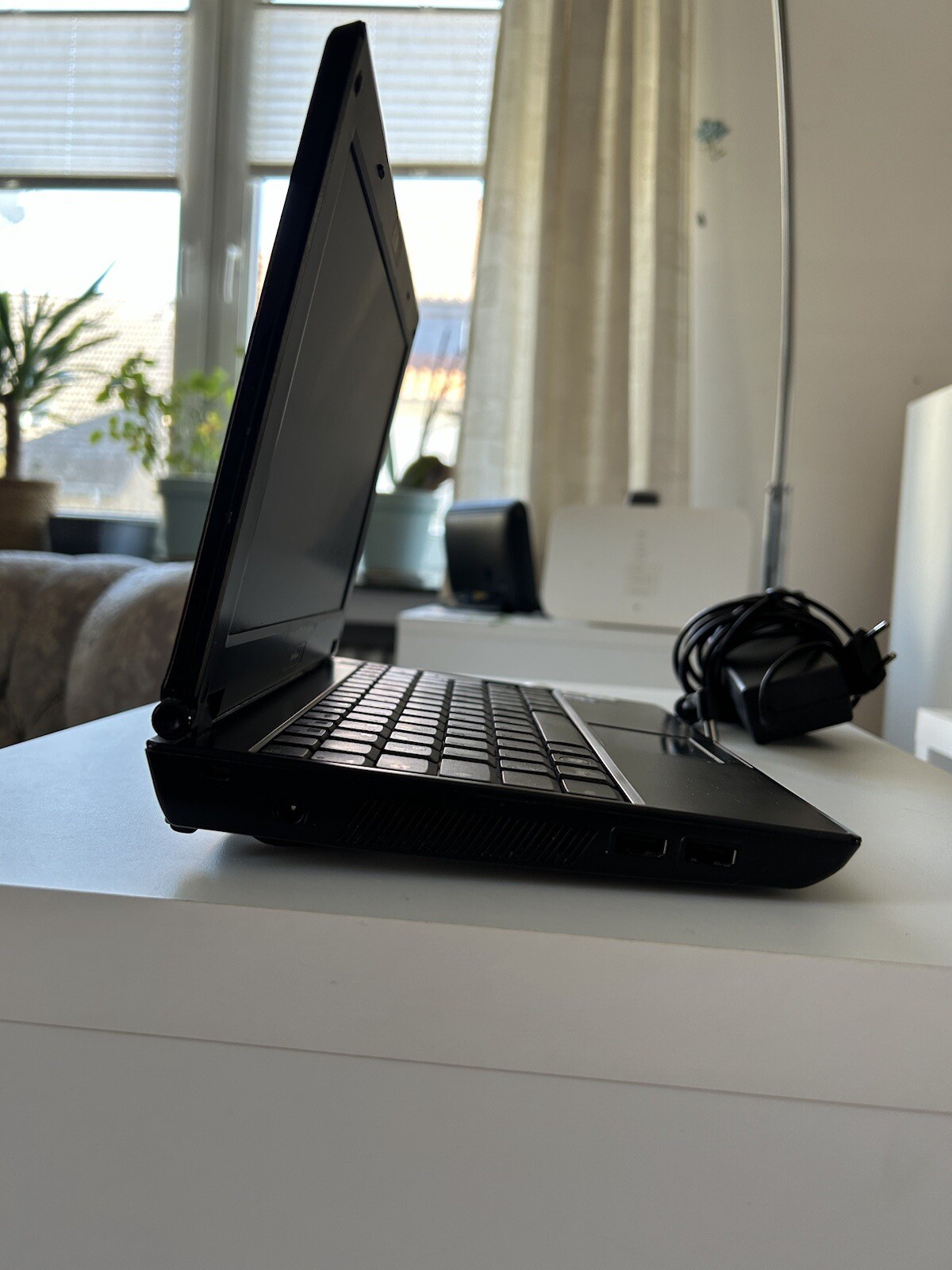 Targa Netbook Traveller 1016 Windows 10 Used Laptop