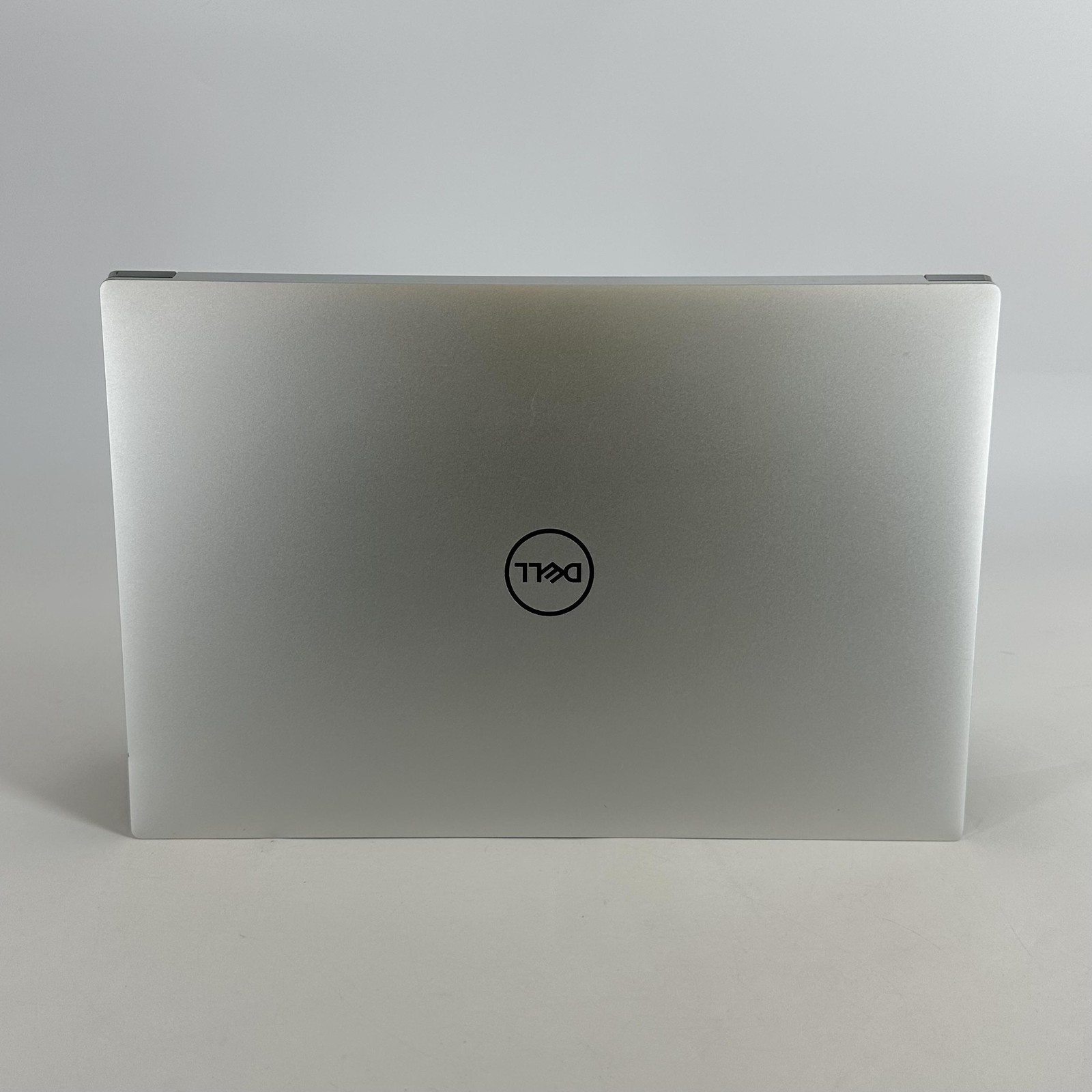 Dell XPS 15 9520 FHD+ 2.3 GHz i7-12700H 16GB 512GB SSD NVIDIA RTX 3050 Good