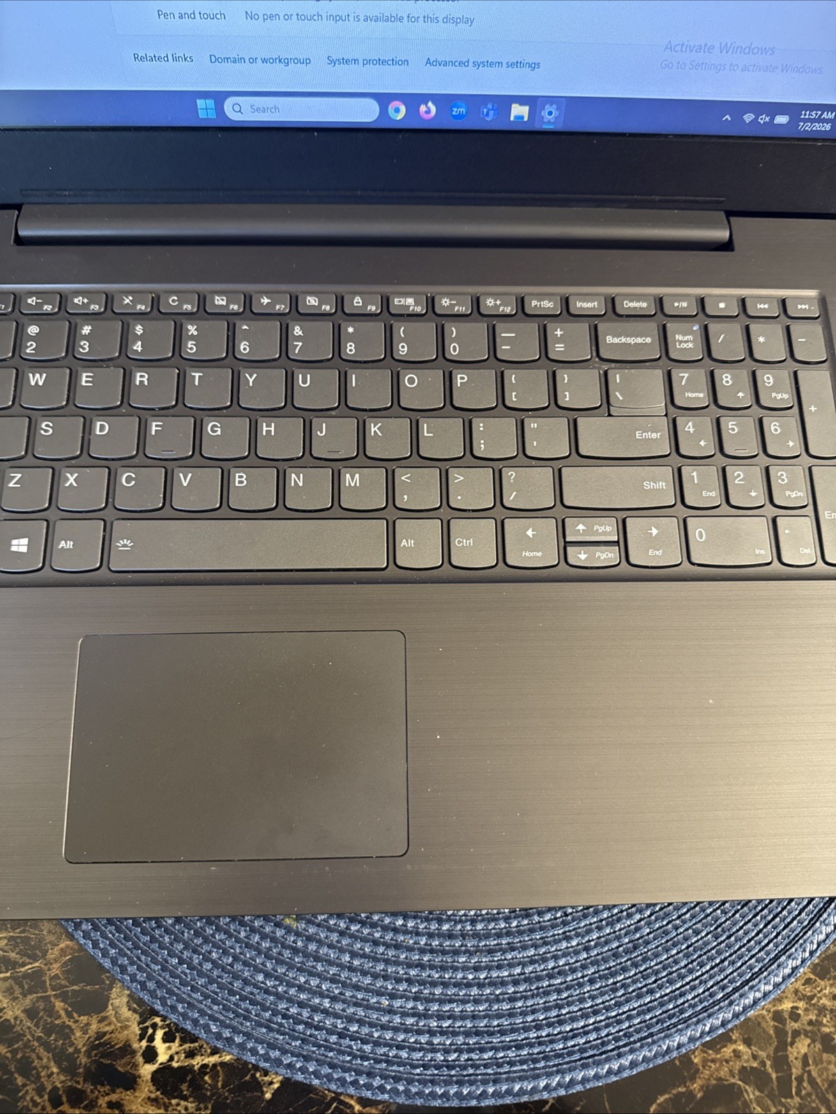 Lenovo V330 i5 /2.5 GHz 8GB RAM 1TB 15.6″