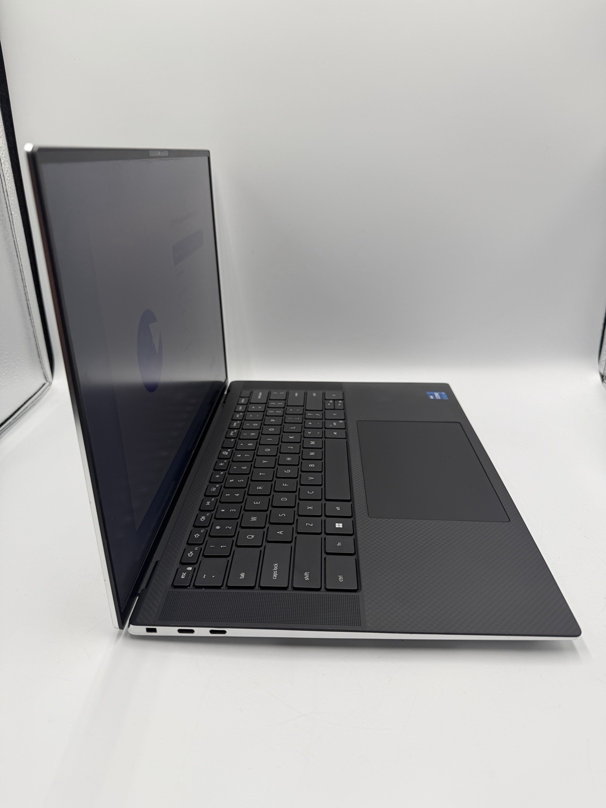 Dell XPS 15 9520 15.7″ Intel i7-12700H 32GB 1TB SSD RTX 3050 Ships Today !