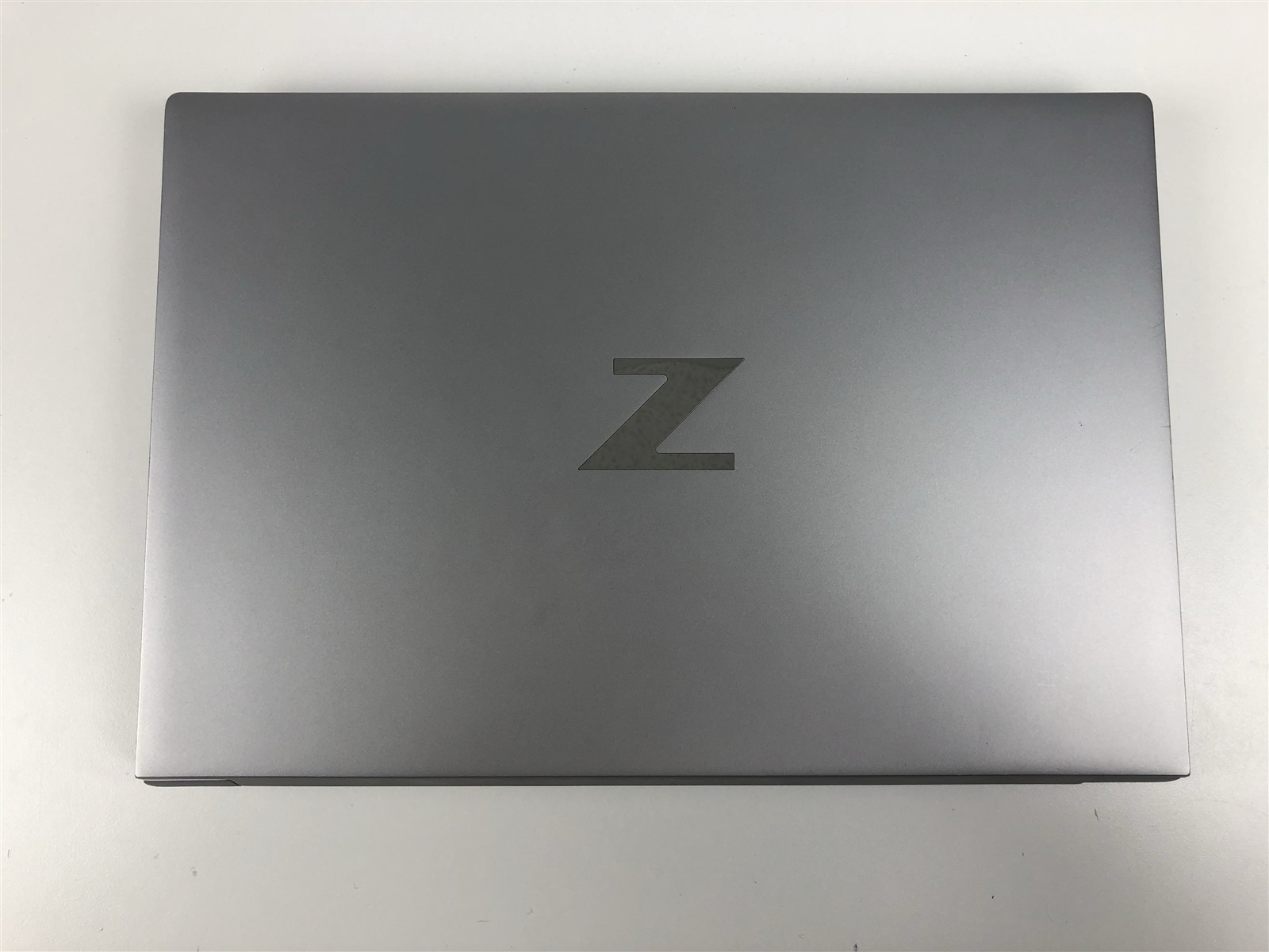 HP ZBook Fury 16 G9: Intel Core i7-12850HX 2.1GHz – 32GB – 1TB – RTX A3000