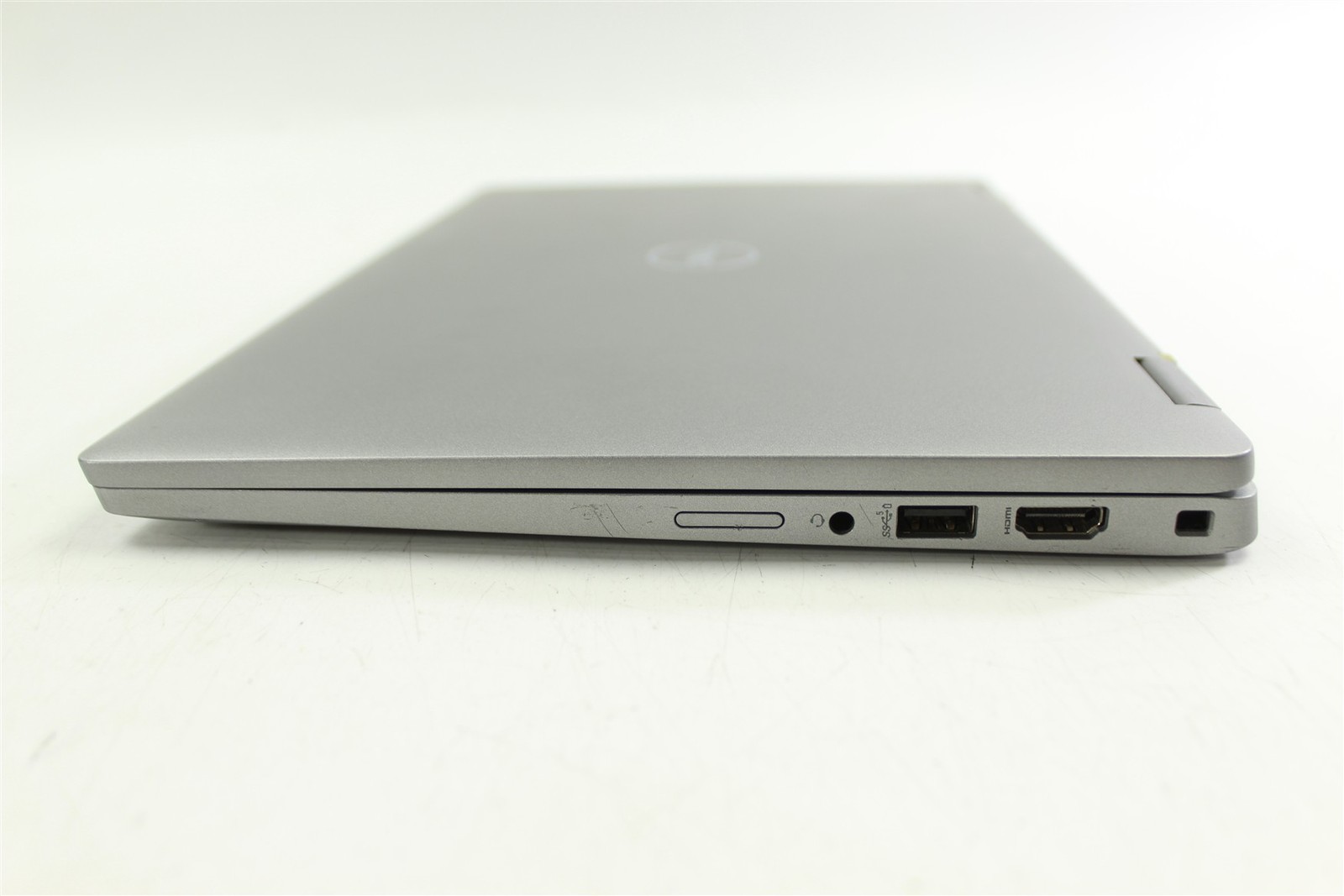 Dell Latitude 5330 13.3″ FHD Touch i7-1265U 1.8GHz 256GB SSD 16GB RAM W11H