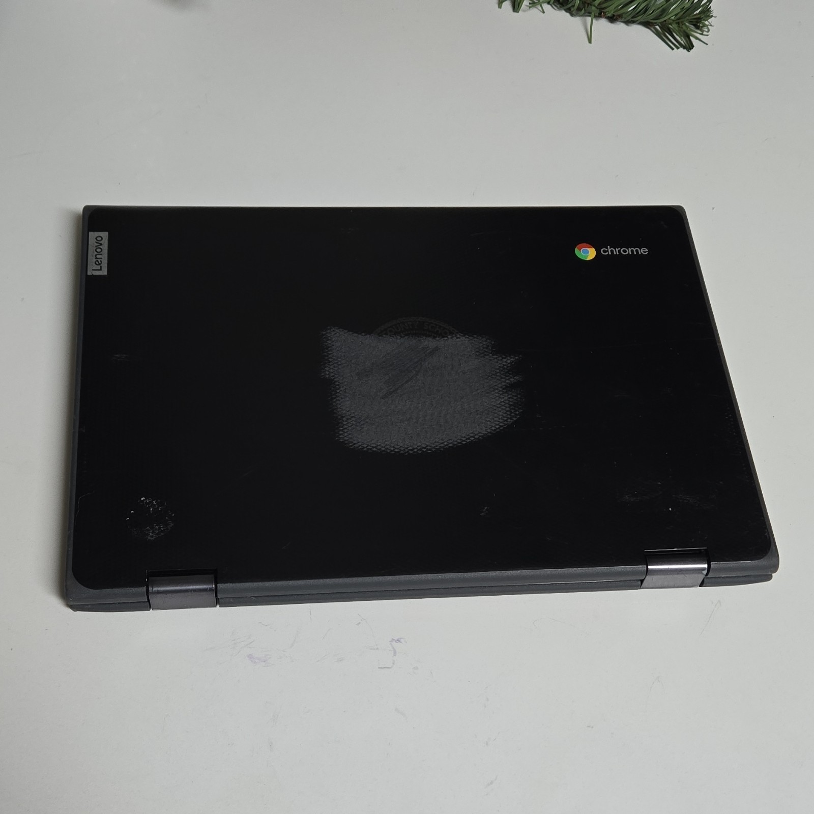 Lenovo 300e Chromebook 2nd Gen AST 11.6″ Black AMD A4 Chrome OS Webcam