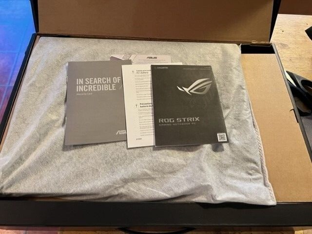 ASUS ROG Strix 15.6 FHD NVIDIA GEFORCE RTX 2070 16GB 1TB SSD INTEL I7-10750H CPU