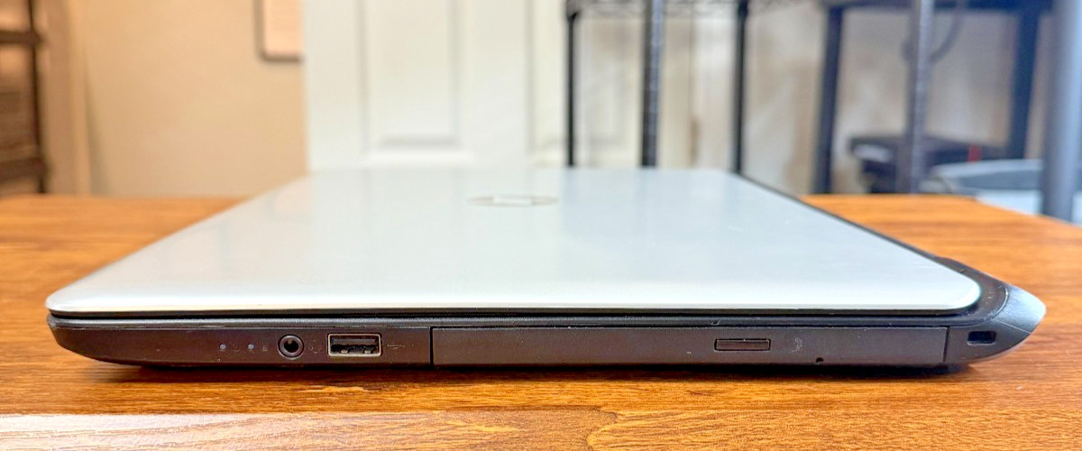 HP 350 G1 Intel(R) Core(TM) i5-4200U 8 GB RAM 256 GB SSD 15.6″