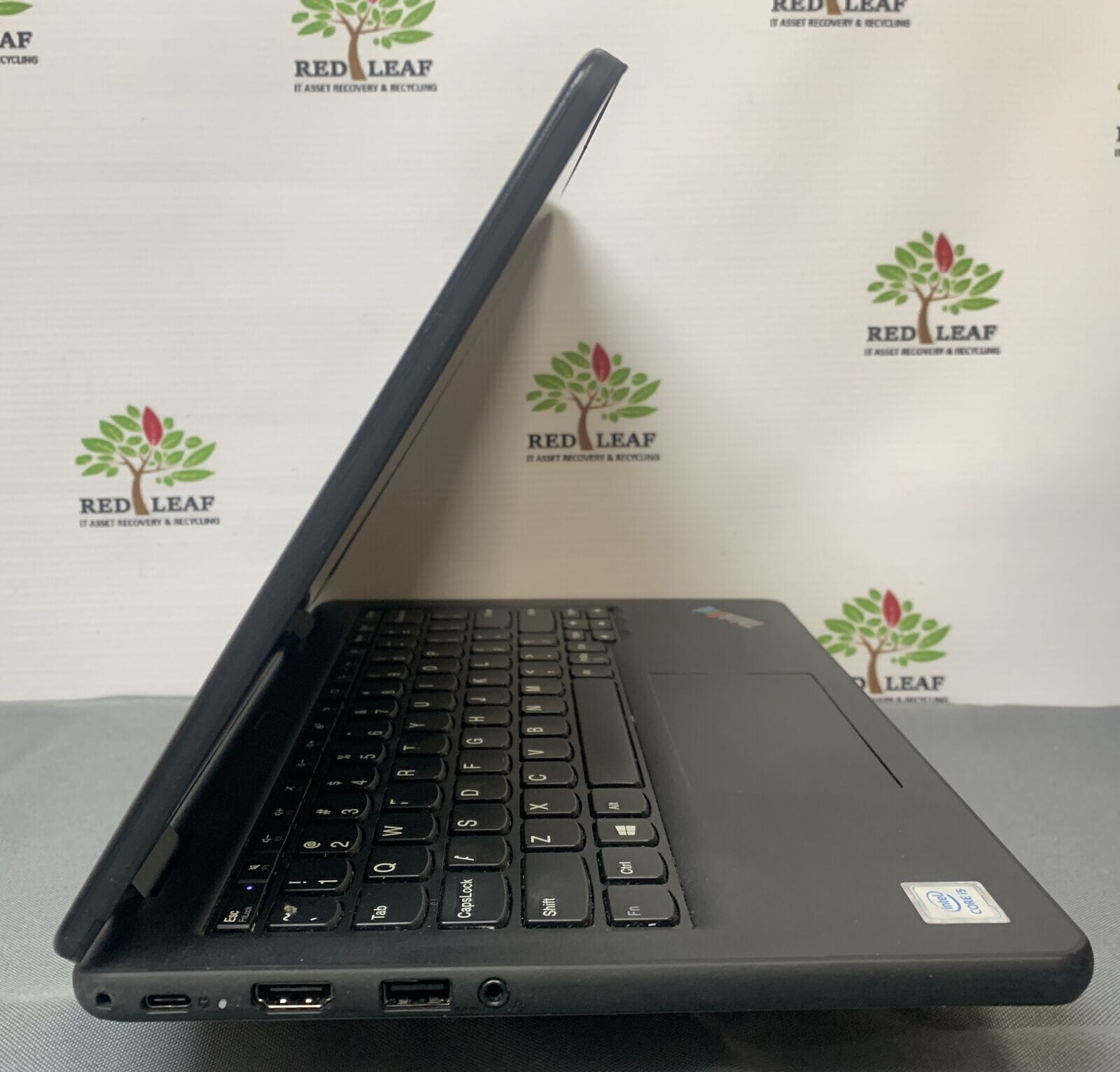 Lenovo ThinkPad 11e Yoga 6th Gen 11.6″ i5-8200Y 8GB RAM 256GB SSD Windows 11 pro