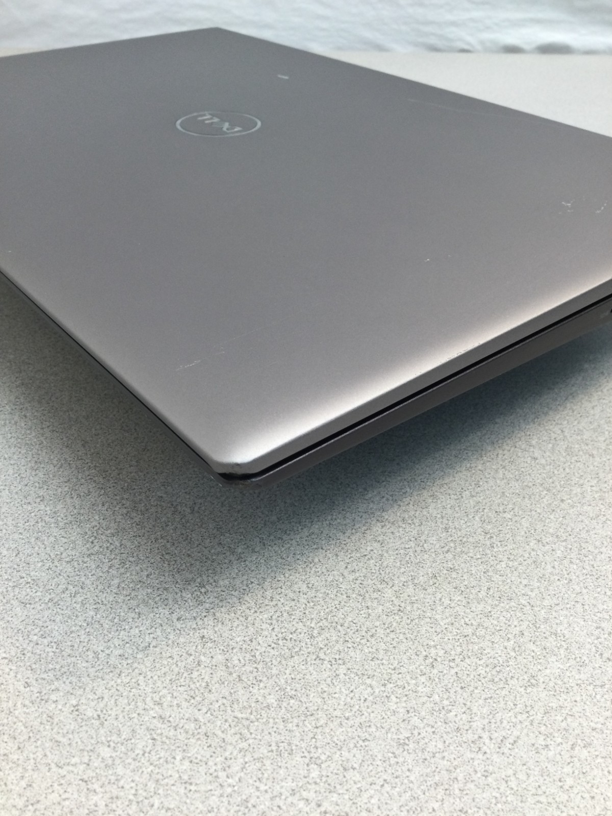 Dell Vostro 14 5410 core i5 11th gen 3.20ghz 256 gb ssd 8gb ram win 11 pro 14”