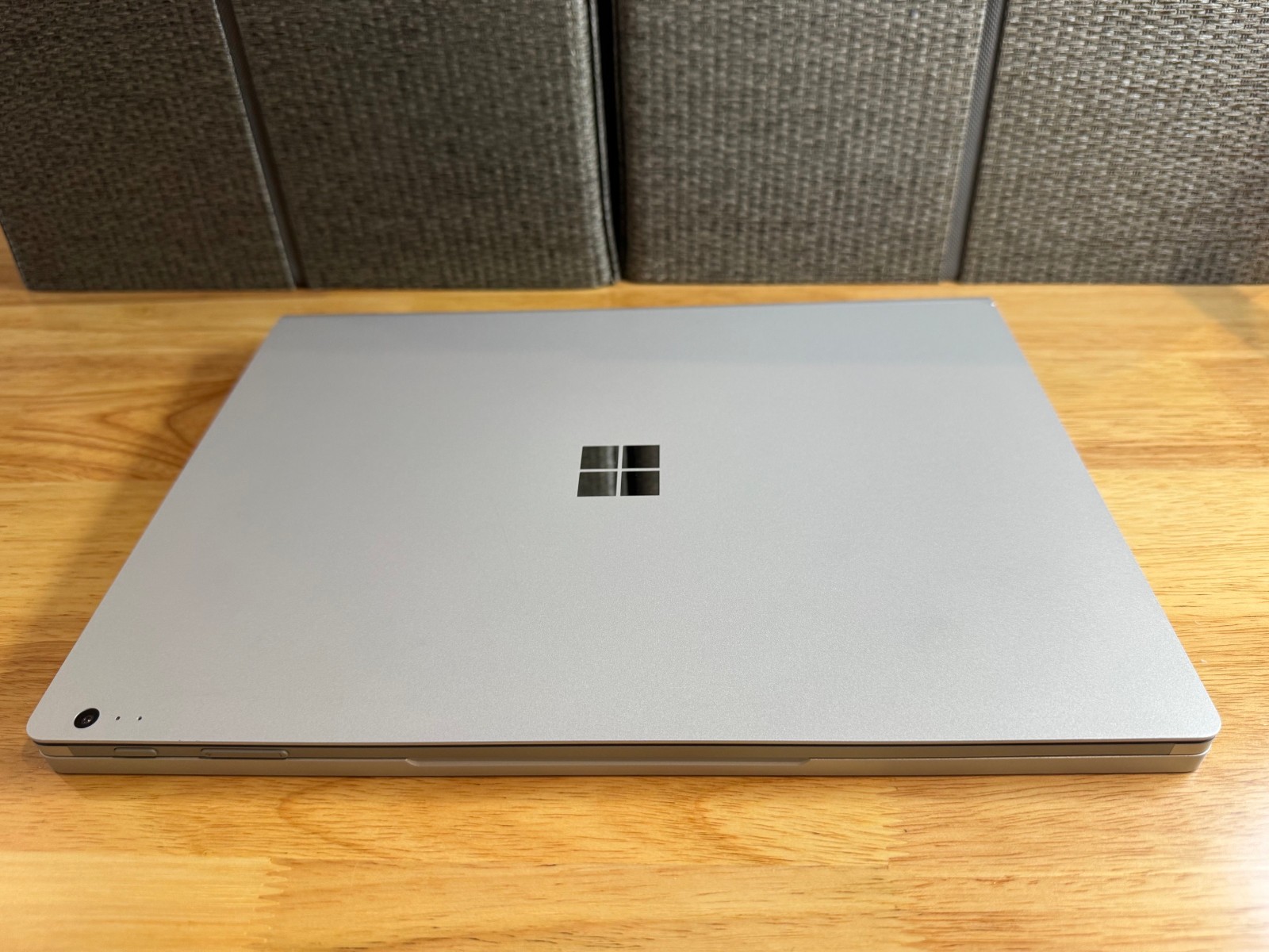 Microsoft Surface Book 2 13.5″ i7-8650U 16GB 512GB SSD GTX 1050 + Surface Dock