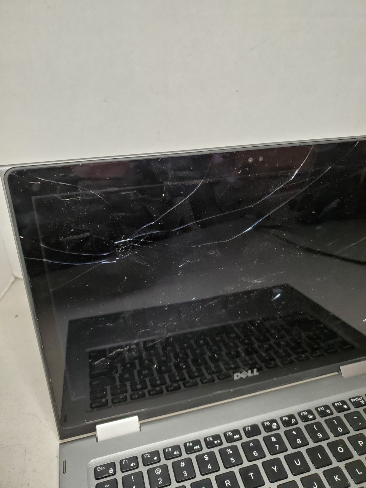 Dell Inspiron 13 5378-i5-7200U 2.50GHz 8GB RAM No HDD/SSD/OS! CRACKED LCD #69
