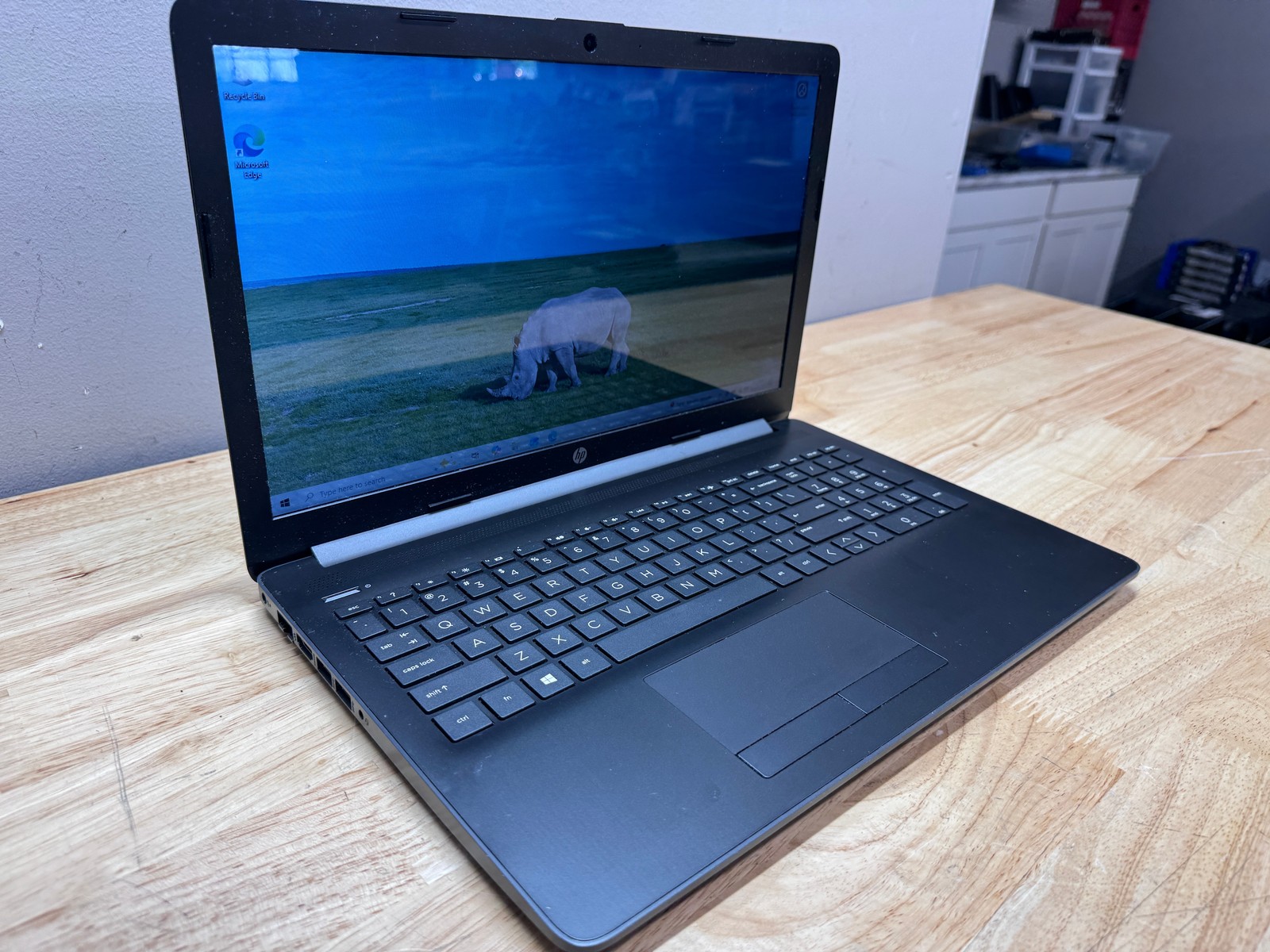 HP 15-DB0036NR 15.6” Laptop AMD A9, 1TB Storage, 4GB RAM, W10