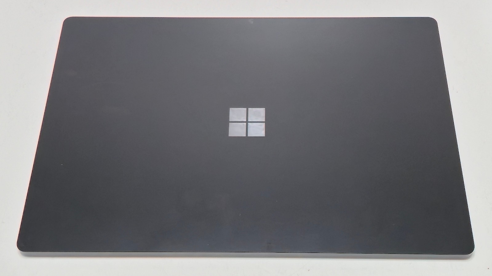 Surface Laptop 5 15″ (1979) Core i7-1265U , 16 GB RAM, 512GB SSD Touchscreen
