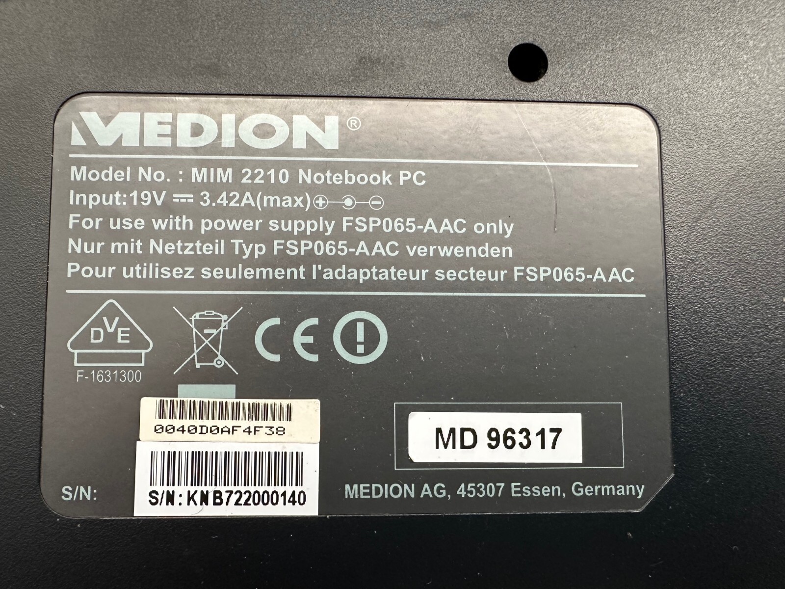 Medion MIM 2210 MD 96317 with Intel Celeron M 1730MHz 120GB HDD 1GB RAM Laptop