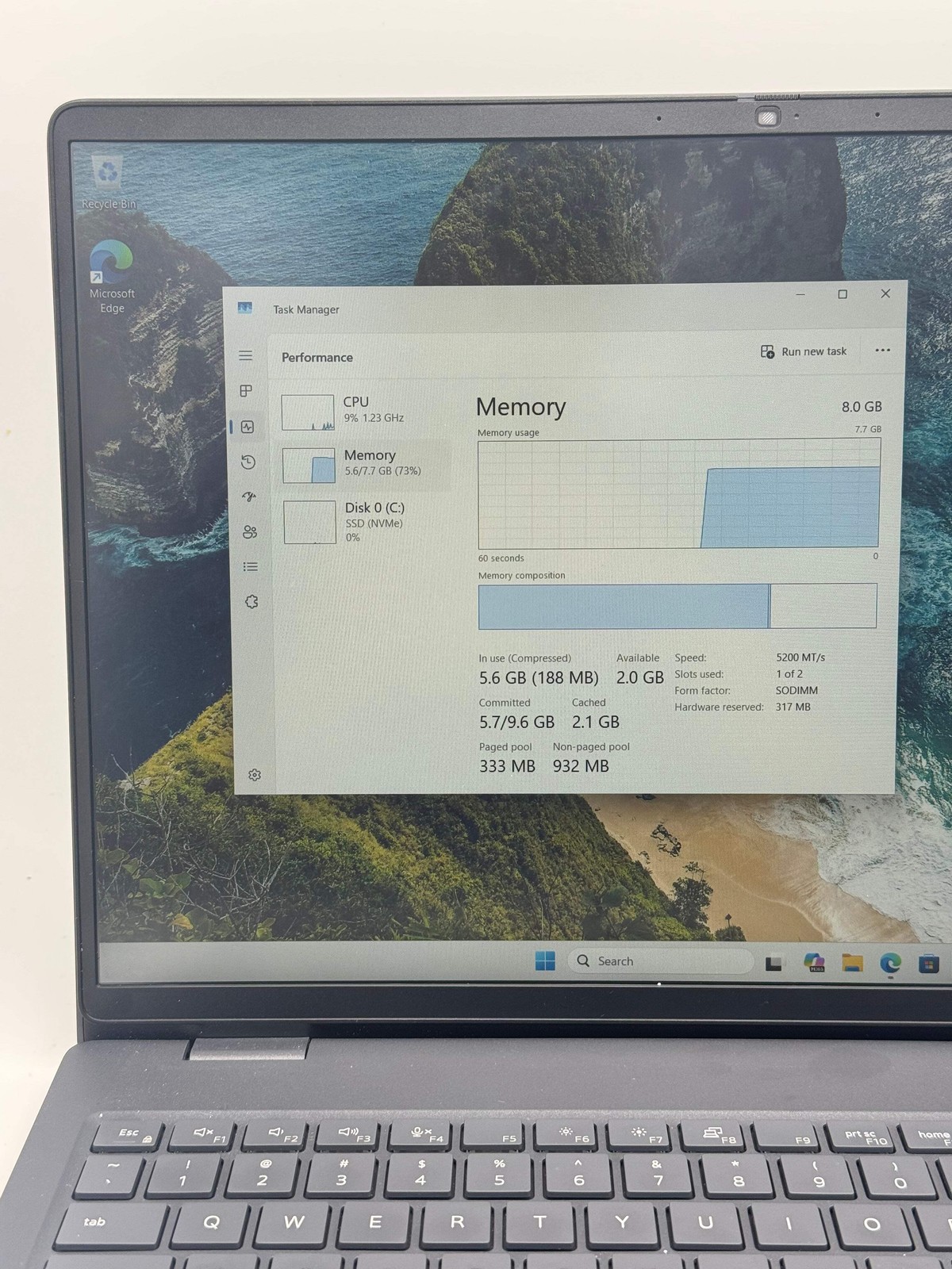 Dell Pro 16 PC16250 16″ Core 3 8GB 256GB SSD Black Used