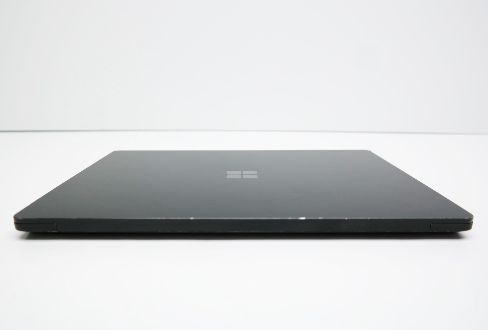 Microsoft Surface Laptop 3 13.5″ Core i5 8GB 256GB SSD ISSUE