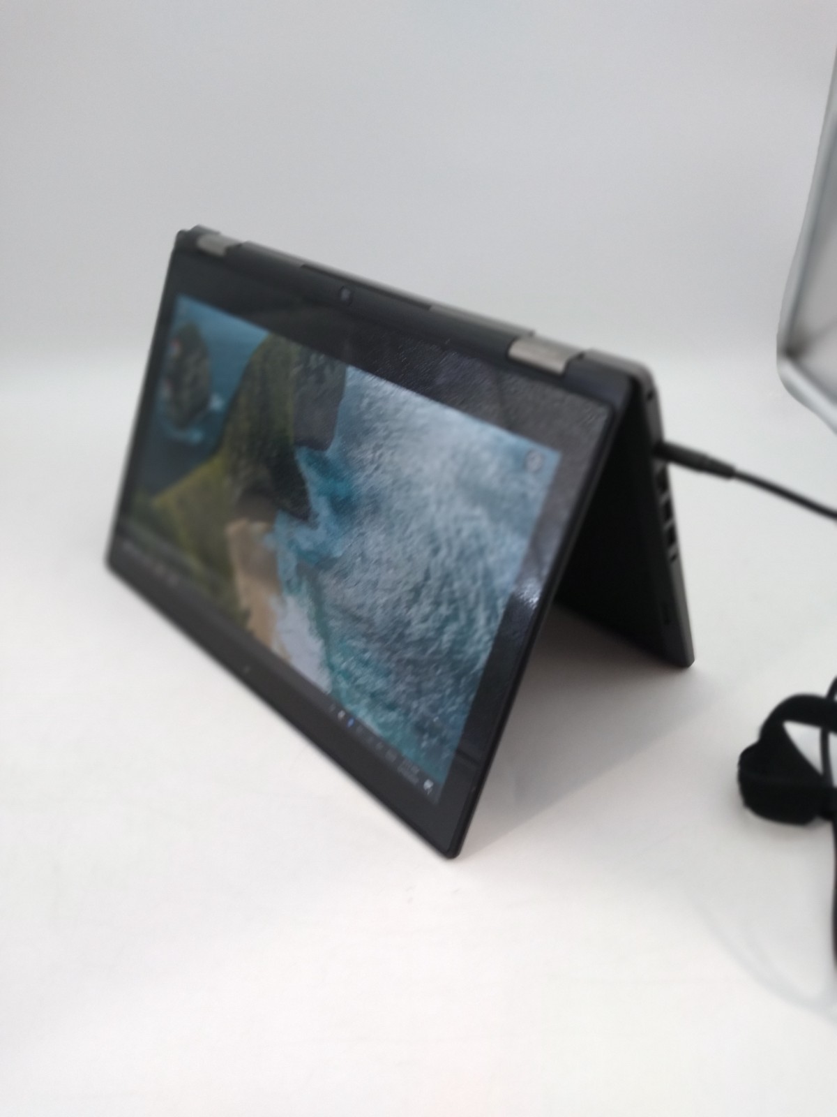 Dell Inspiron 13-7353 2-in-1 Laptop I5-6200U @ 2.3Ghz 8GB RAM 500GB SSD W10Home