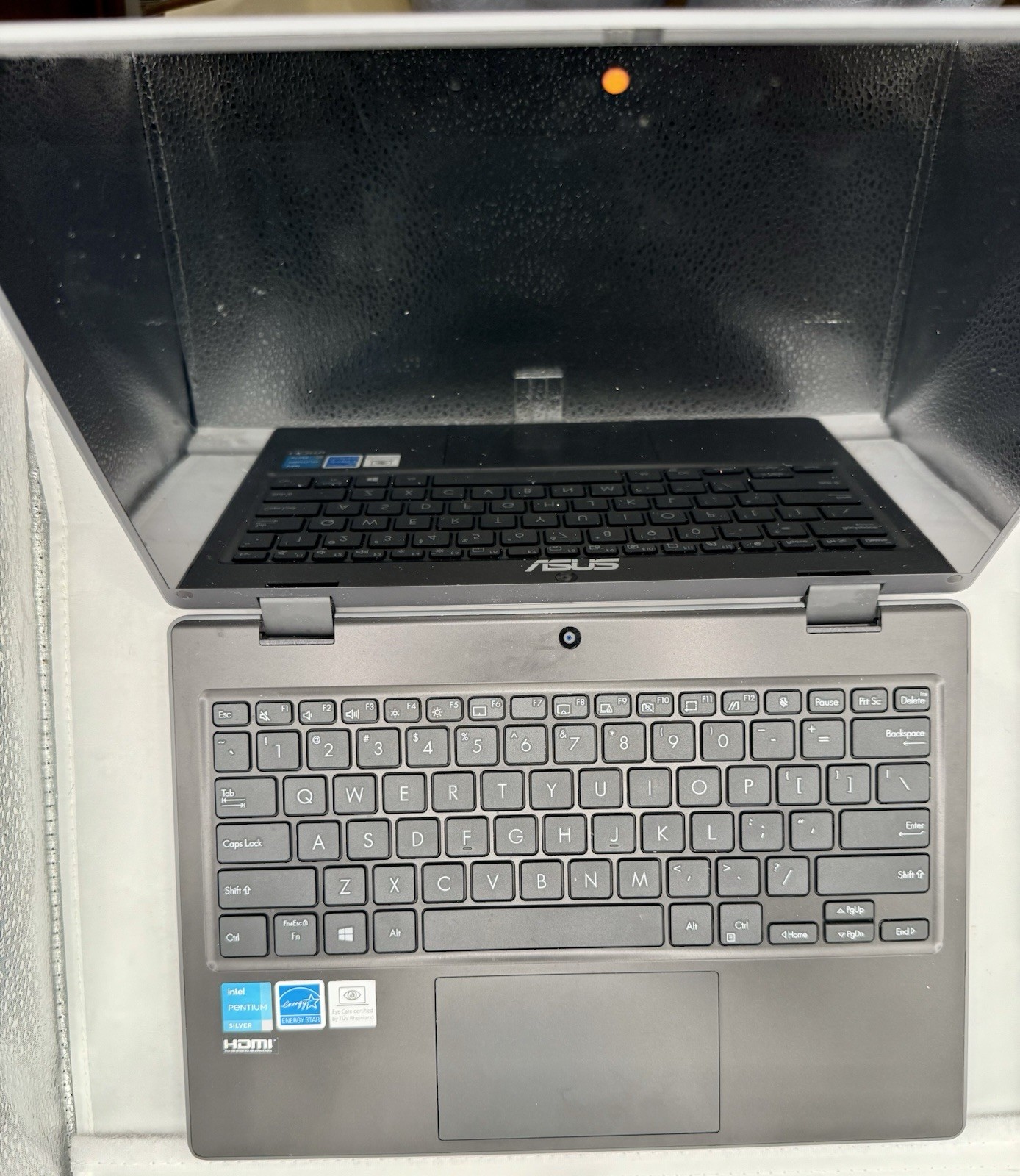 ASUS BR1100FK-YS24T 11.6″ Intel AX201NGW Selling For parts Complete Unit