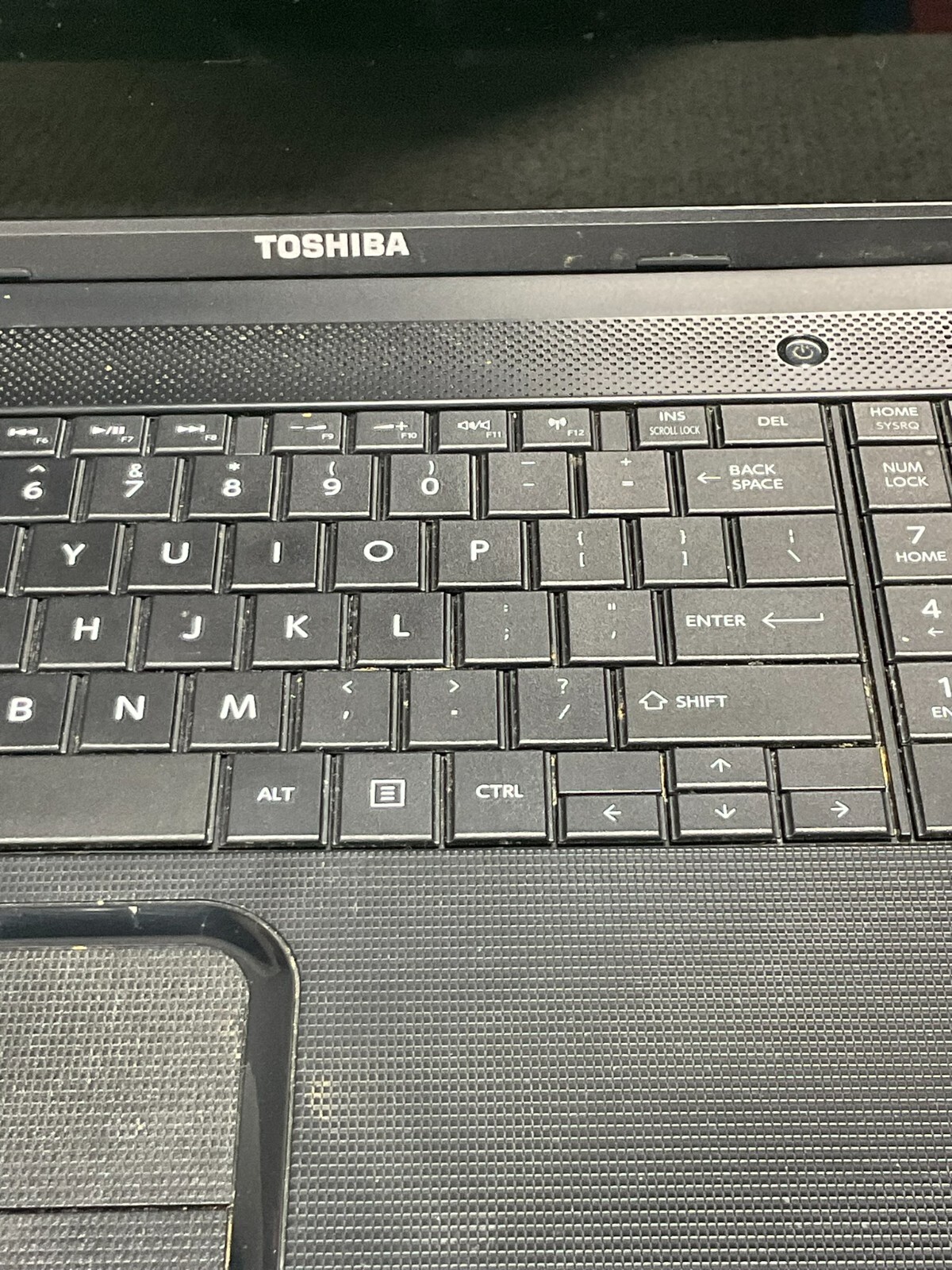 Toshiba Laptop PSCBUU-002008 Vision AMD HDMI USB Used
