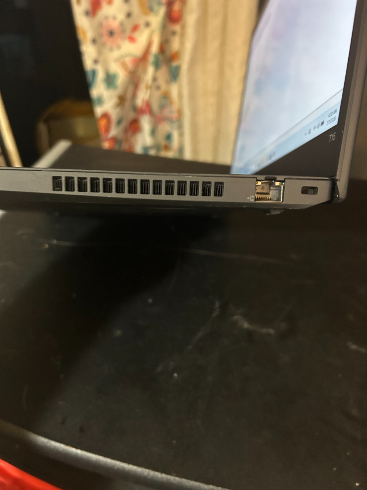 Lenovo ThinkPad T15 Gen 2 15.6″ FHD Intel i7-10510U 16GB RAM 238GB SSD W11P
